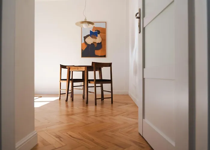 Modern Spot